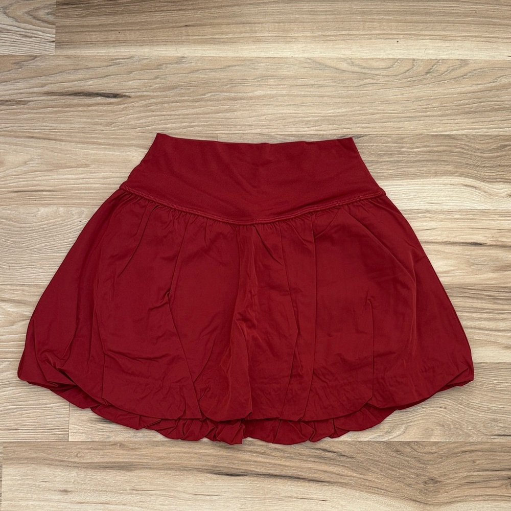 *NWT* Offline by Aerie Real Me Bubble Skort Women’s Red